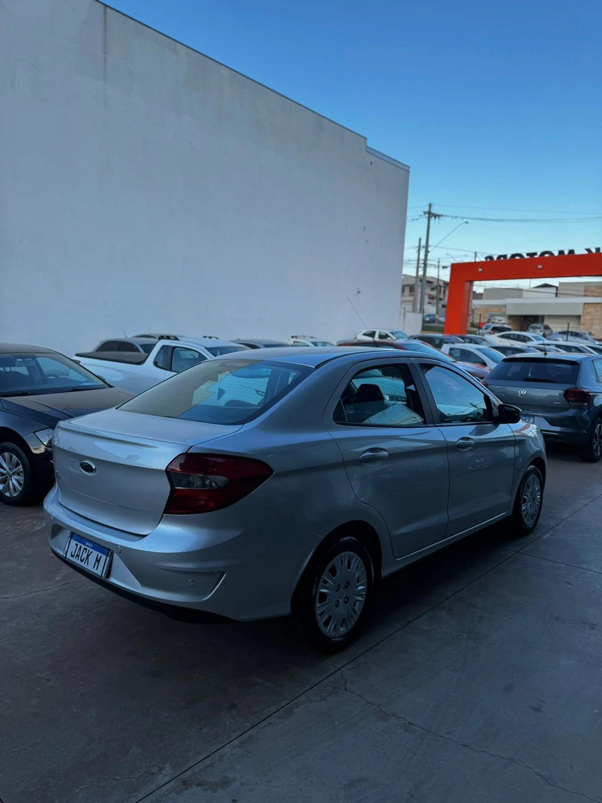 FORD Ka + Sedan - Foto