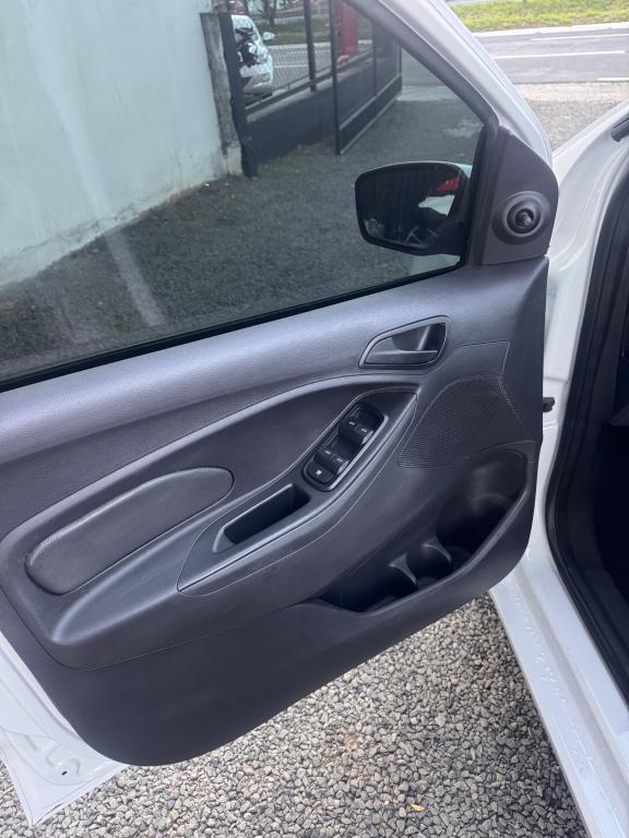 FORD Ka + Sedan - Foto
