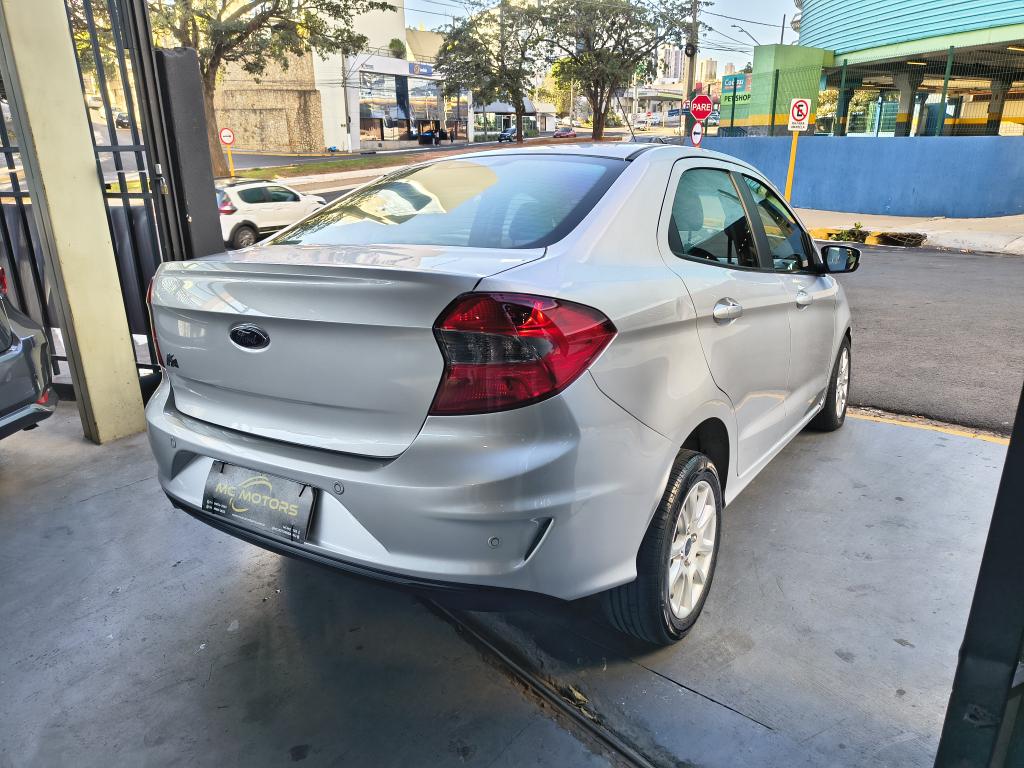 FORD Ka + Sedan - Foto