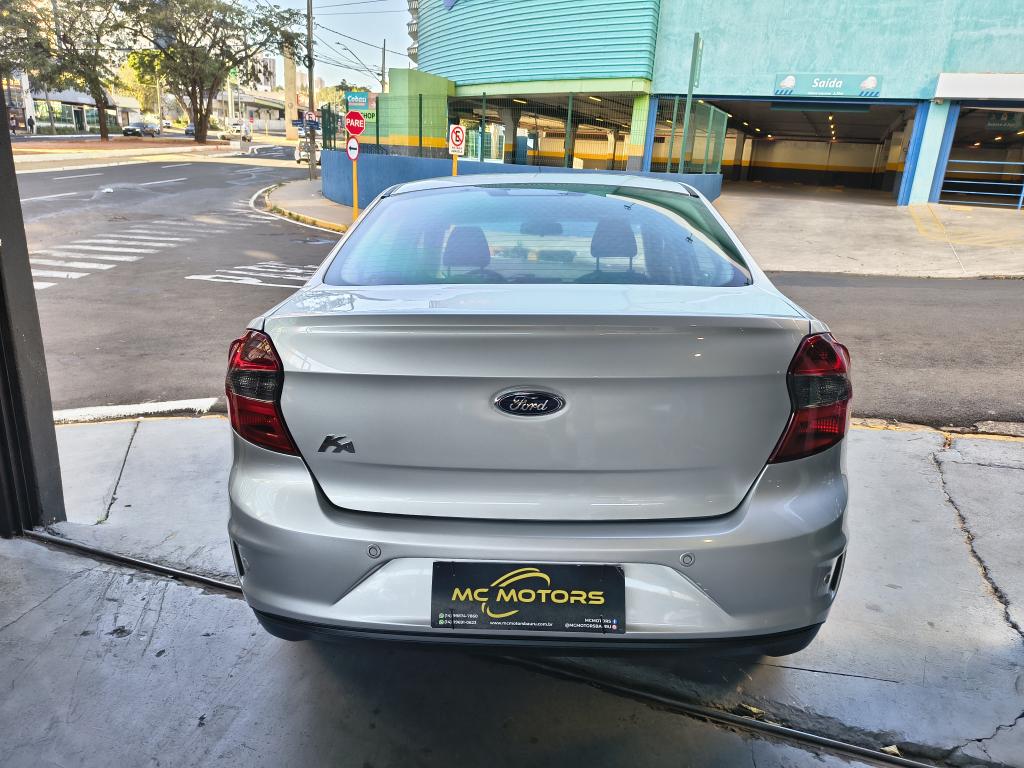 FORD Ka + Sedan - Foto