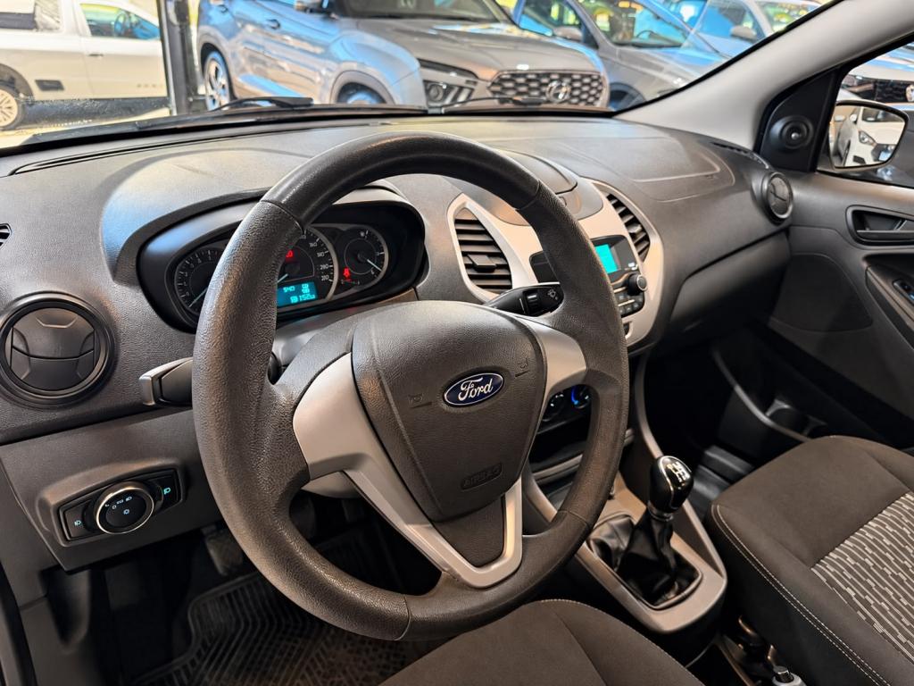 FORD Ka + Sedan - Foto