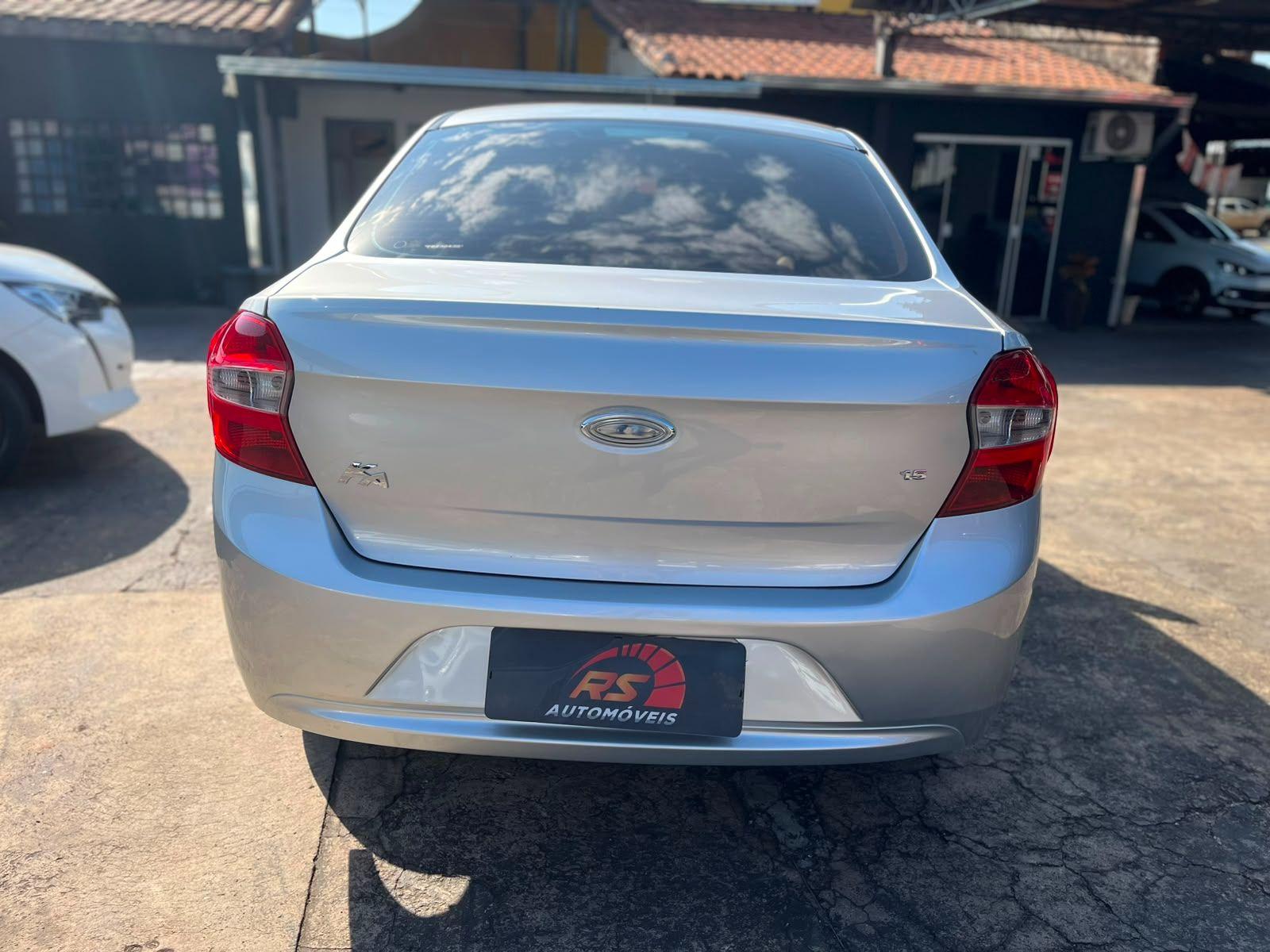 FORD Ka + Sedan - Foto