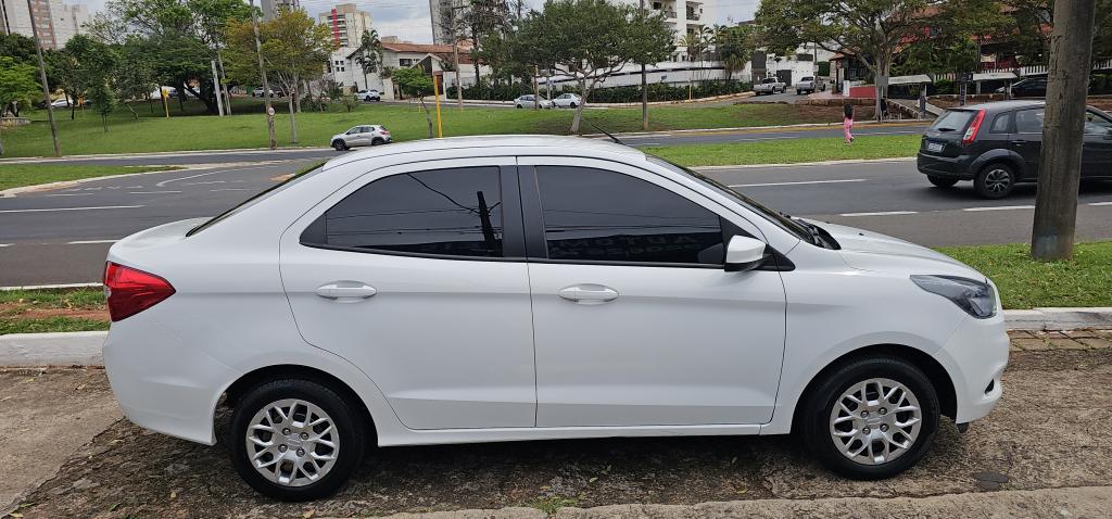 FORD Ka + Sedan - Foto