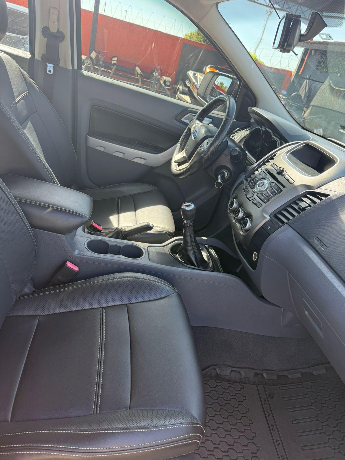 FORD Ranger - Foto