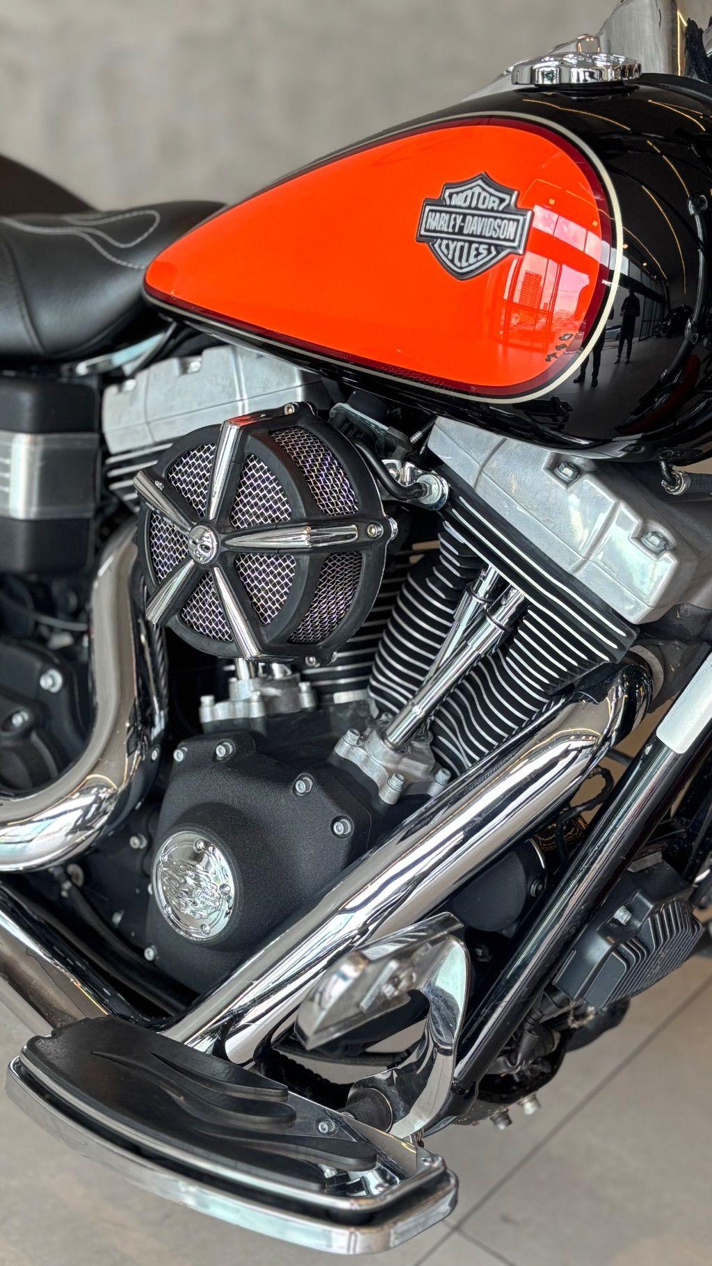 HARLEY DAVIDSON Softail Fat Bob - Foto