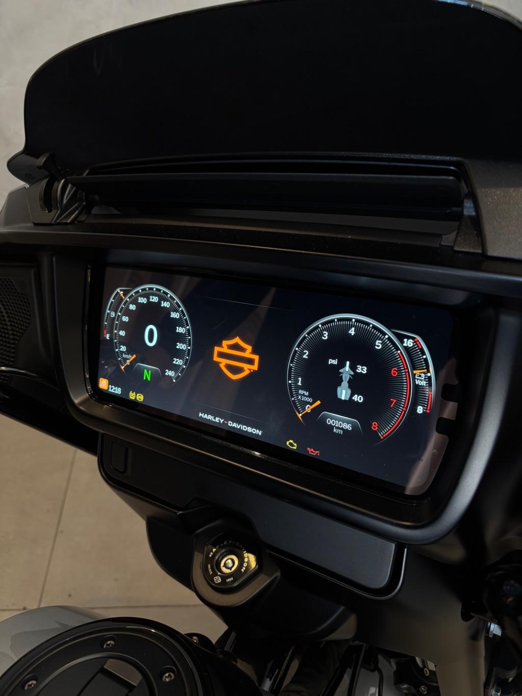 HARLEY DAVIDSON Street Glide FLHX - Foto