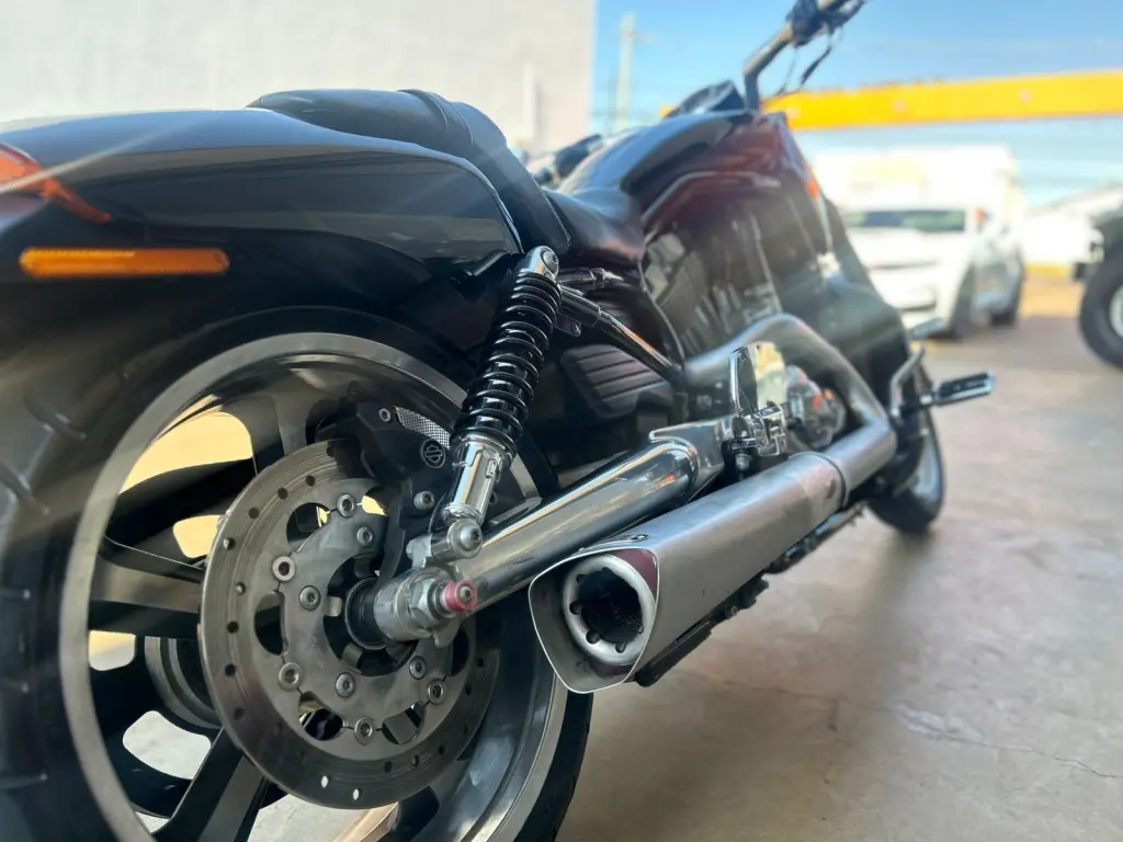 HARLEY DAVIDSON V-Rod - Foto