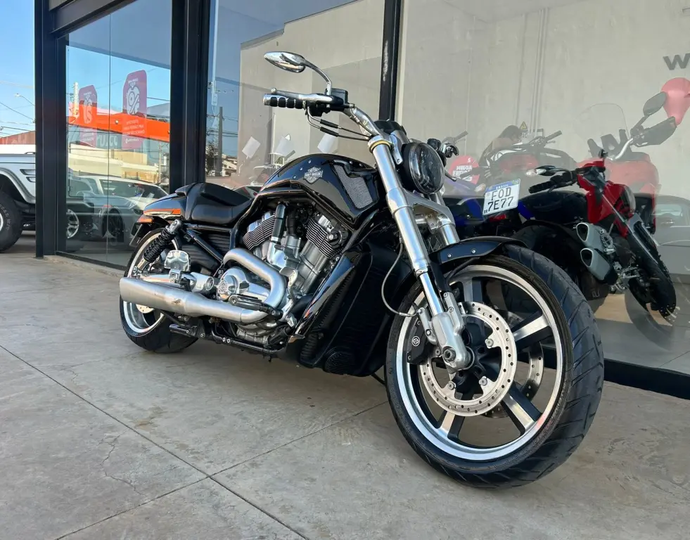 HARLEY DAVIDSON V-Rod - Foto