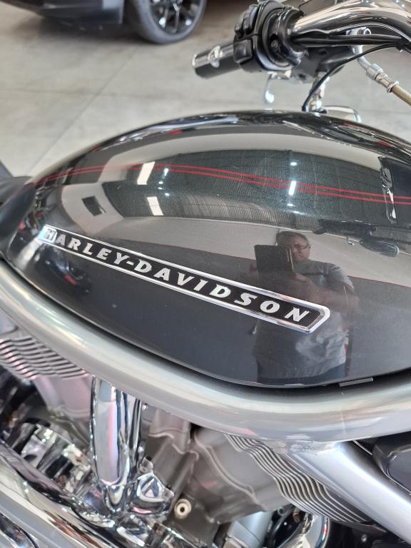 HARLEY DAVIDSON V-Rod - Foto