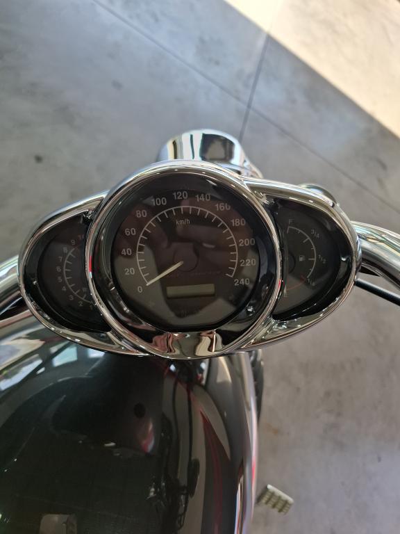 HARLEY DAVIDSON V-Rod - Foto