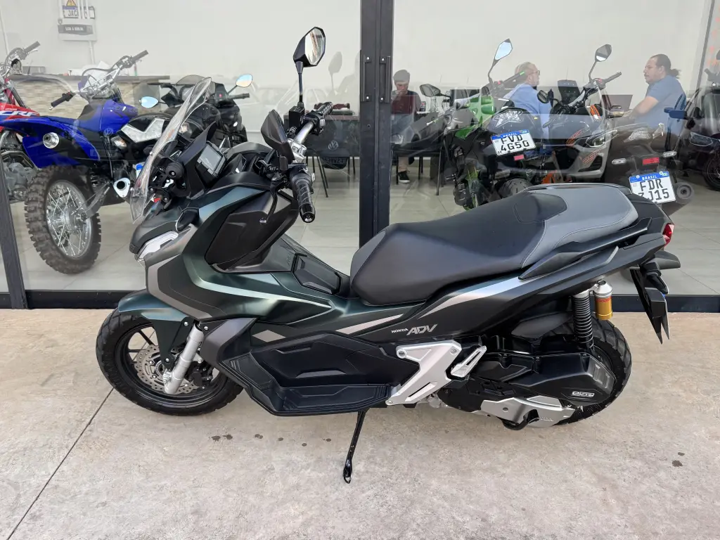 HONDA ADV 150