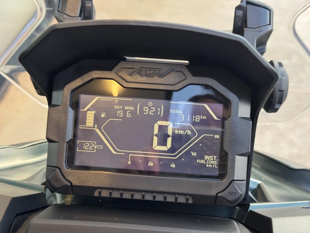 HONDA ADV 150 - Foto