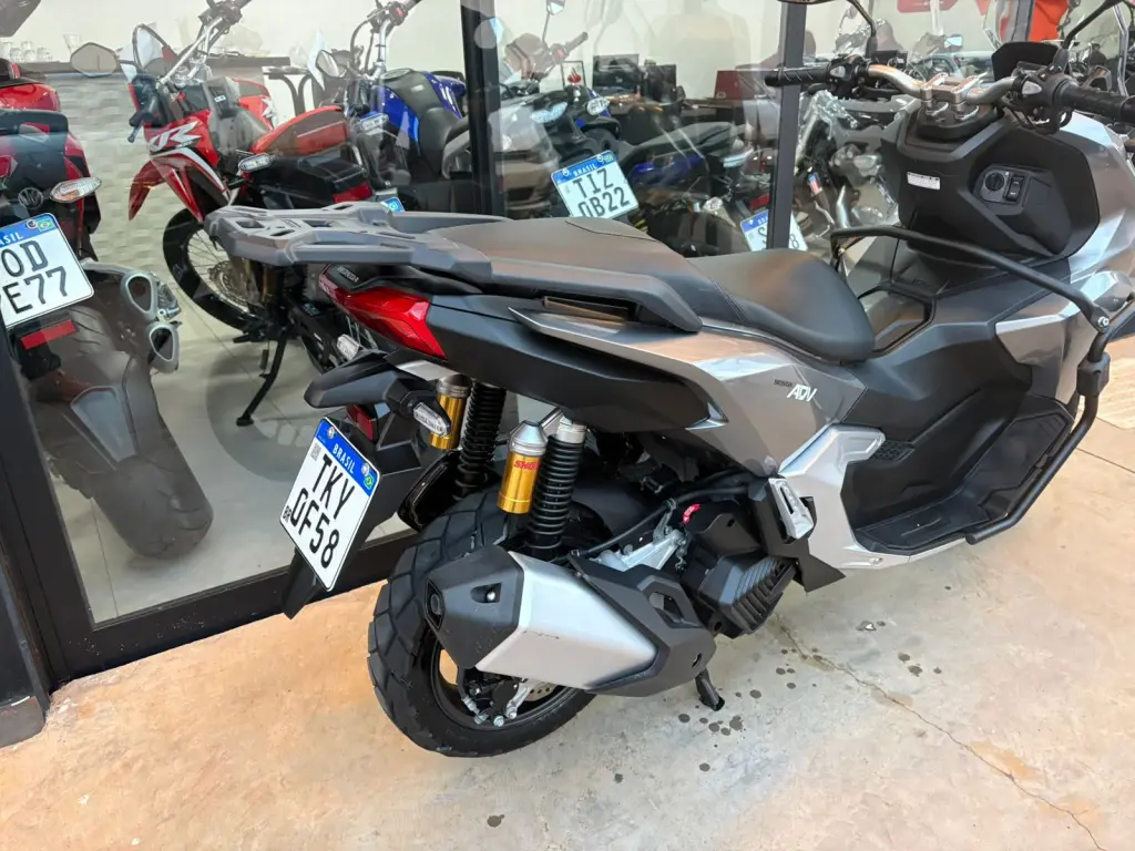 HONDA ADV 160 - Foto