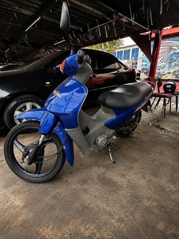 HONDA Biz 100 - Foto