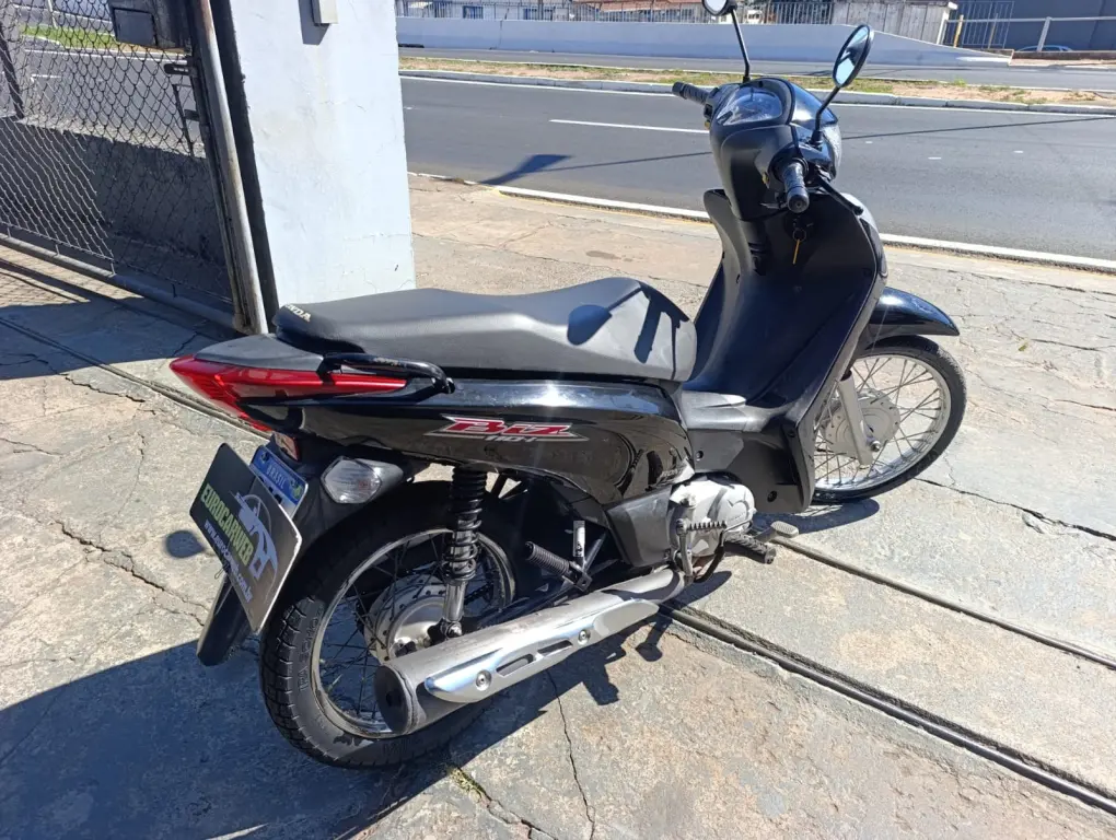 HONDA Biz 110 I - Foto