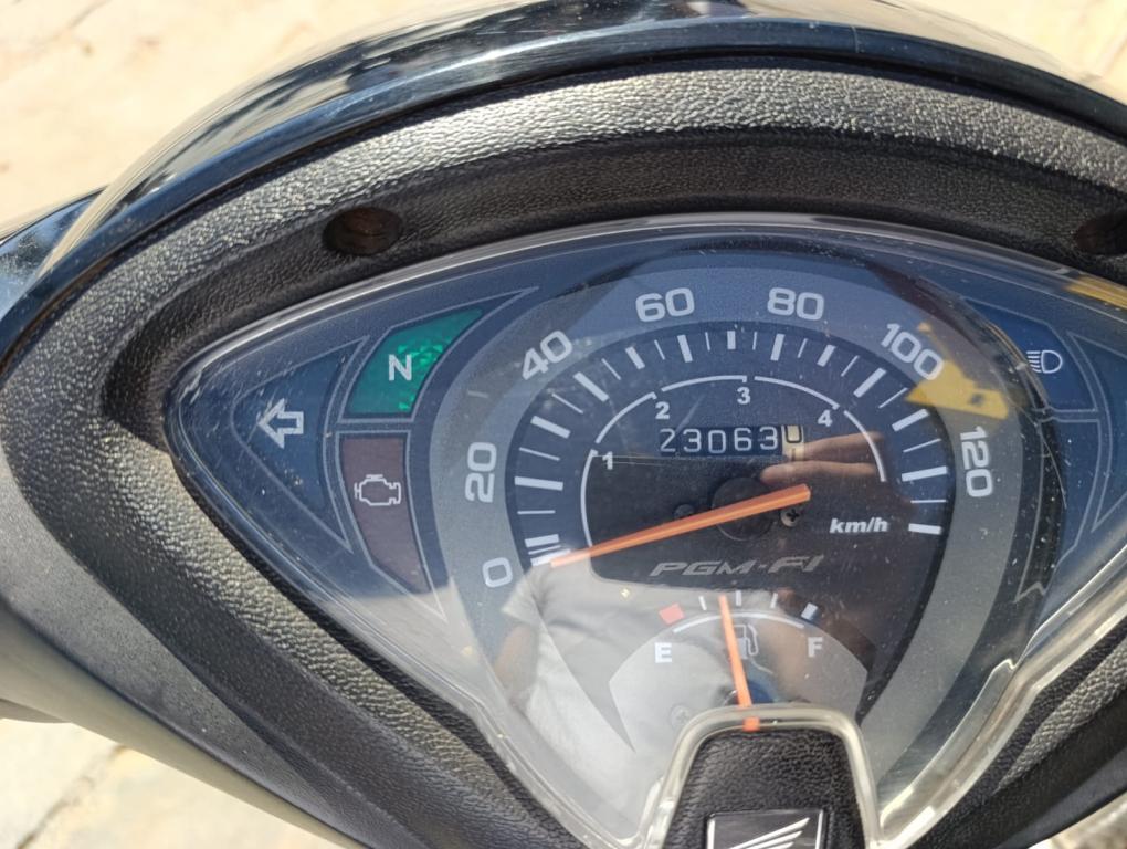 HONDA Biz 110 I - Foto