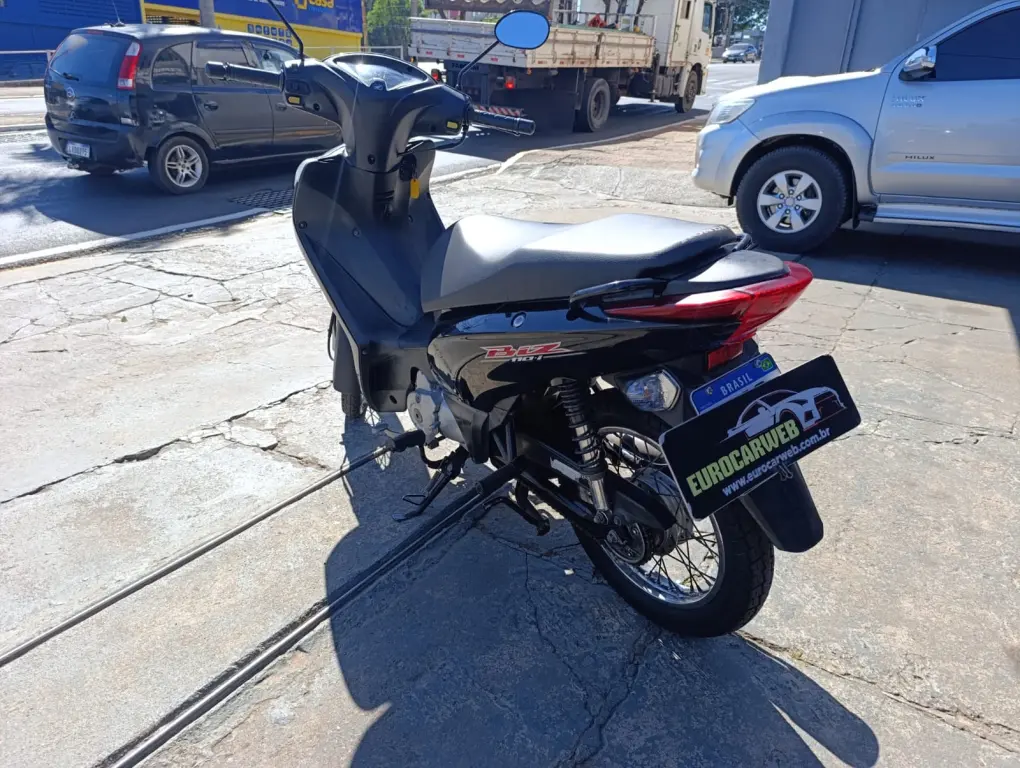 HONDA Biz 110 I - Foto