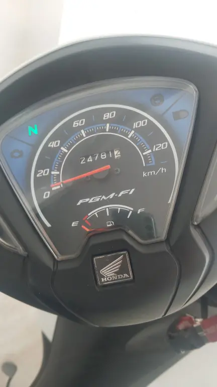 HONDA Biz 110 I - Foto