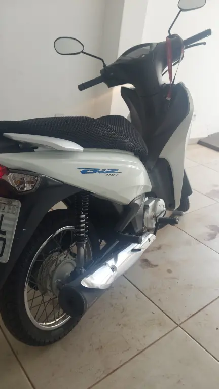 HONDA Biz 110 I - Foto