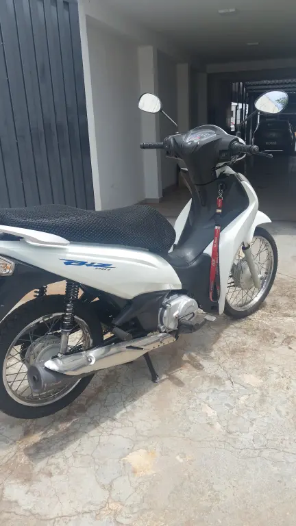 HONDA Biz 110 I - Foto