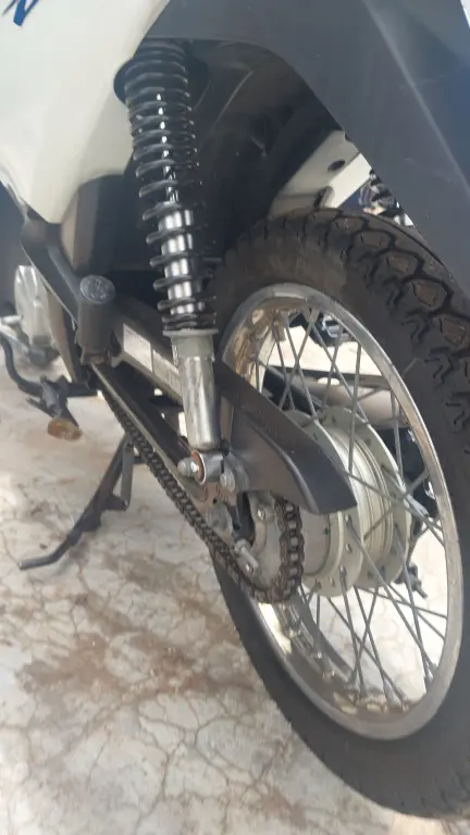 HONDA Biz 110 I - Foto