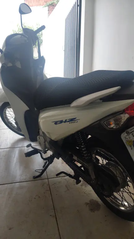 HONDA Biz 110 I - Foto