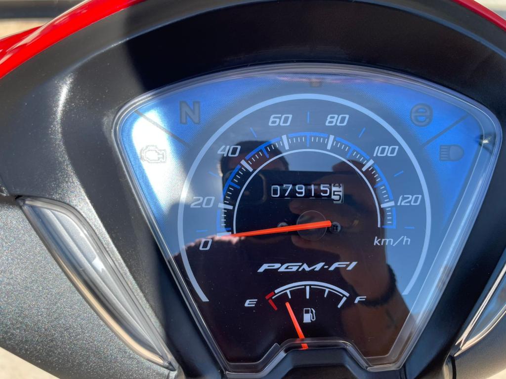 HONDA Biz 110 I - Foto