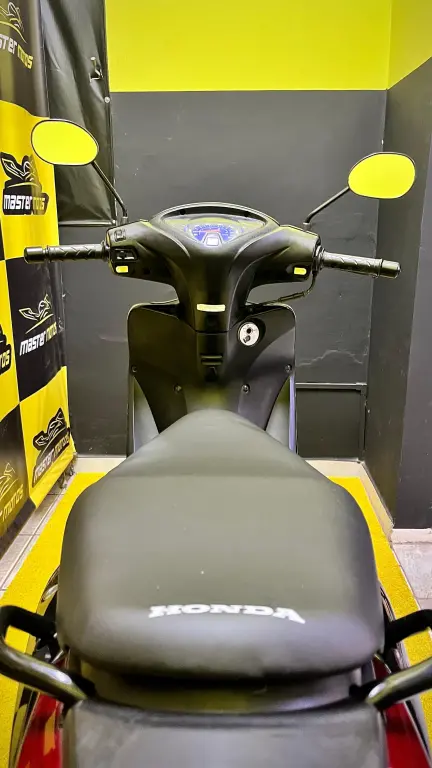 HONDA Biz 125 - Foto