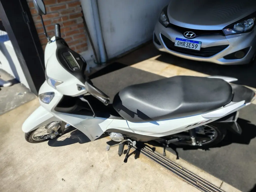 HONDA Biz 125 - Foto