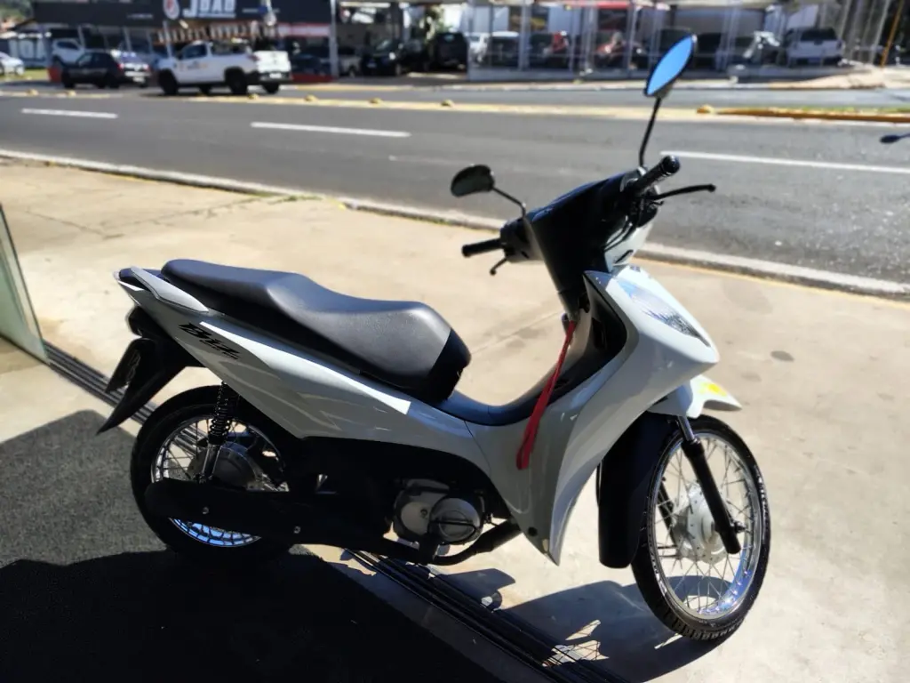 HONDA Biz 125 - Foto