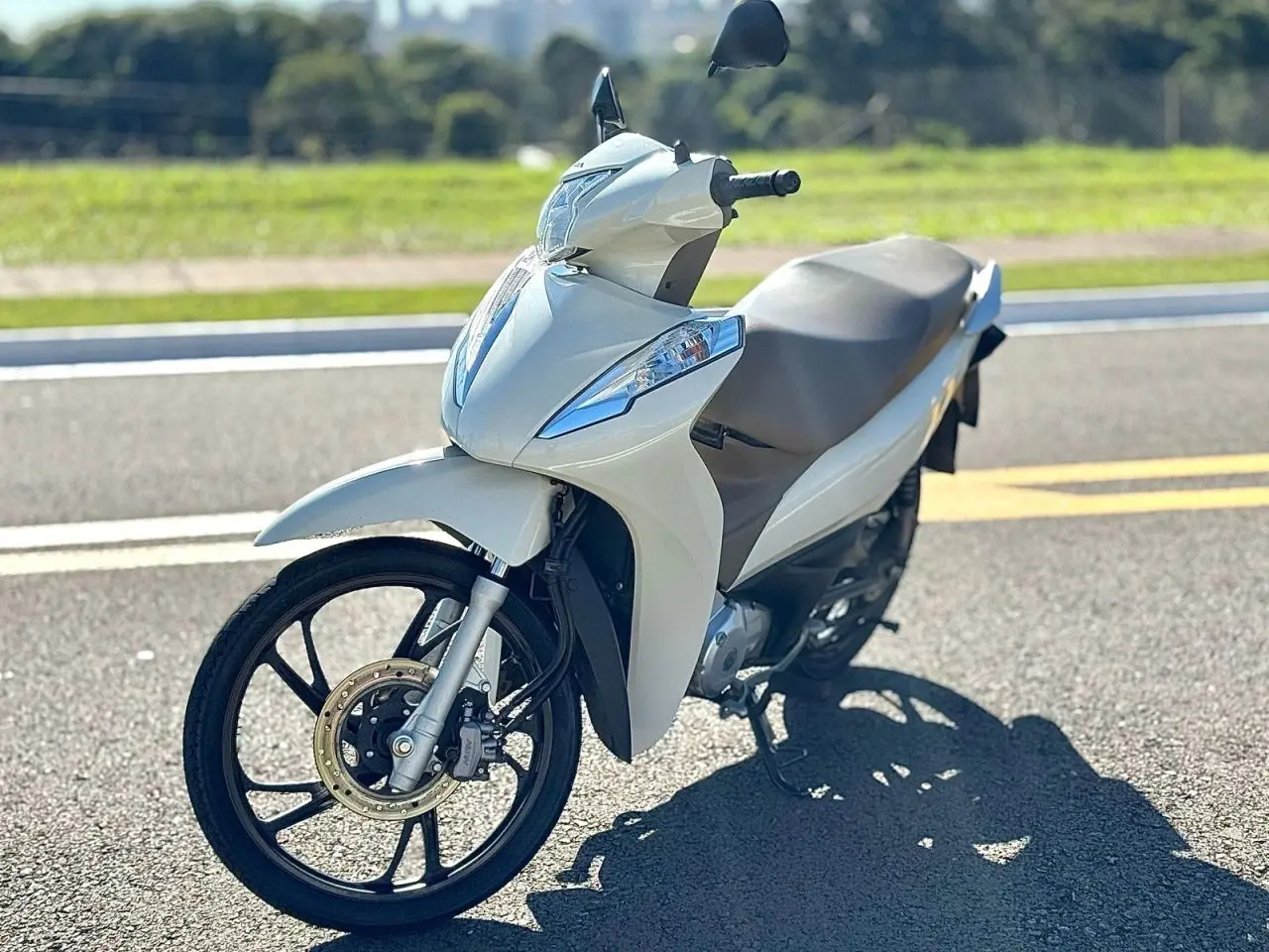 HONDA Biz 125 - Foto