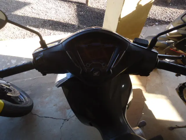 HONDA Biz 125 - Foto