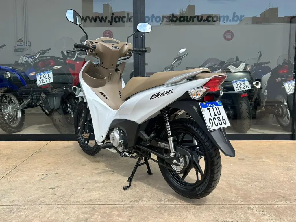 HONDA Biz 125 - Foto