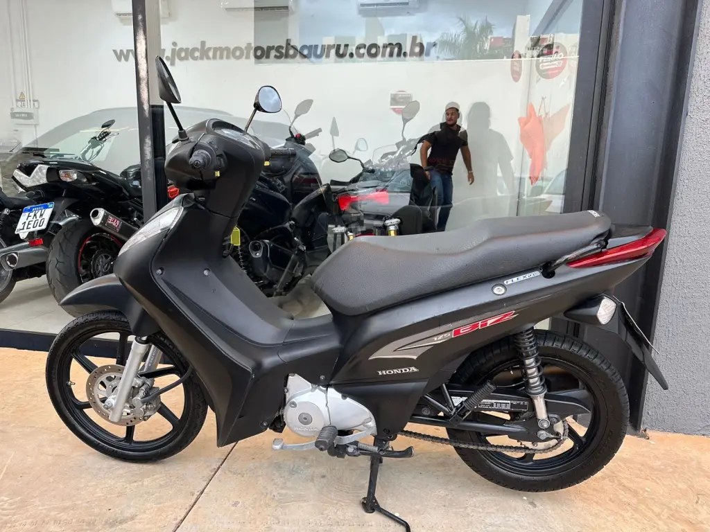 HONDA Biz 125 - Foto