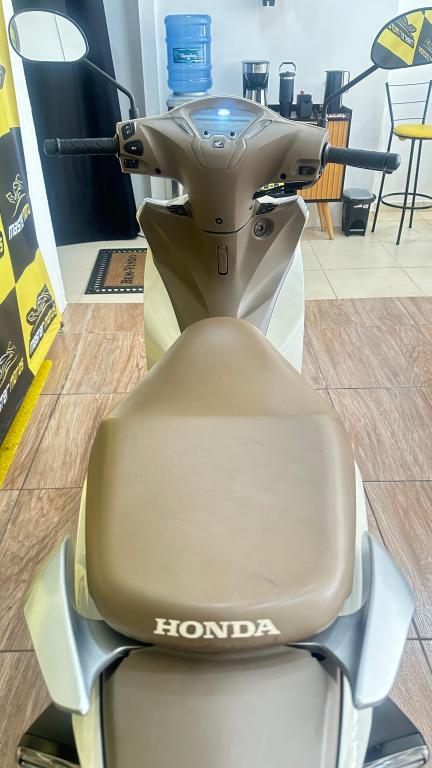 HONDA Biz 125 - Foto