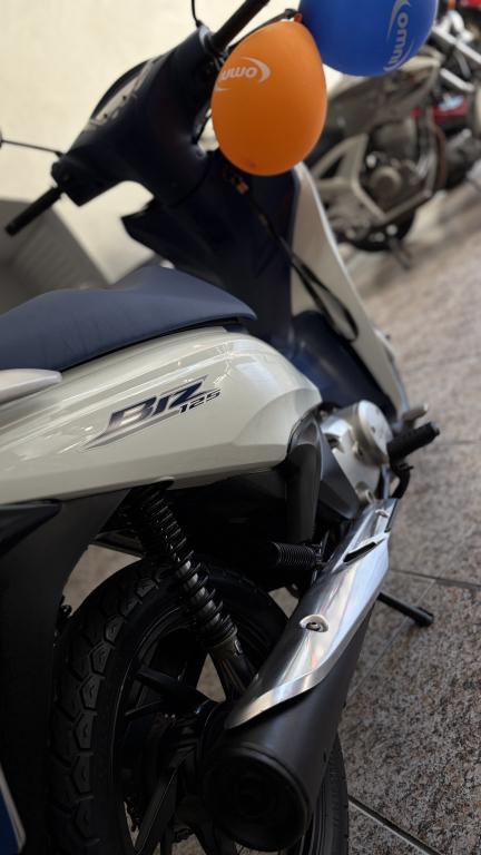 HONDA Biz 125 - Foto