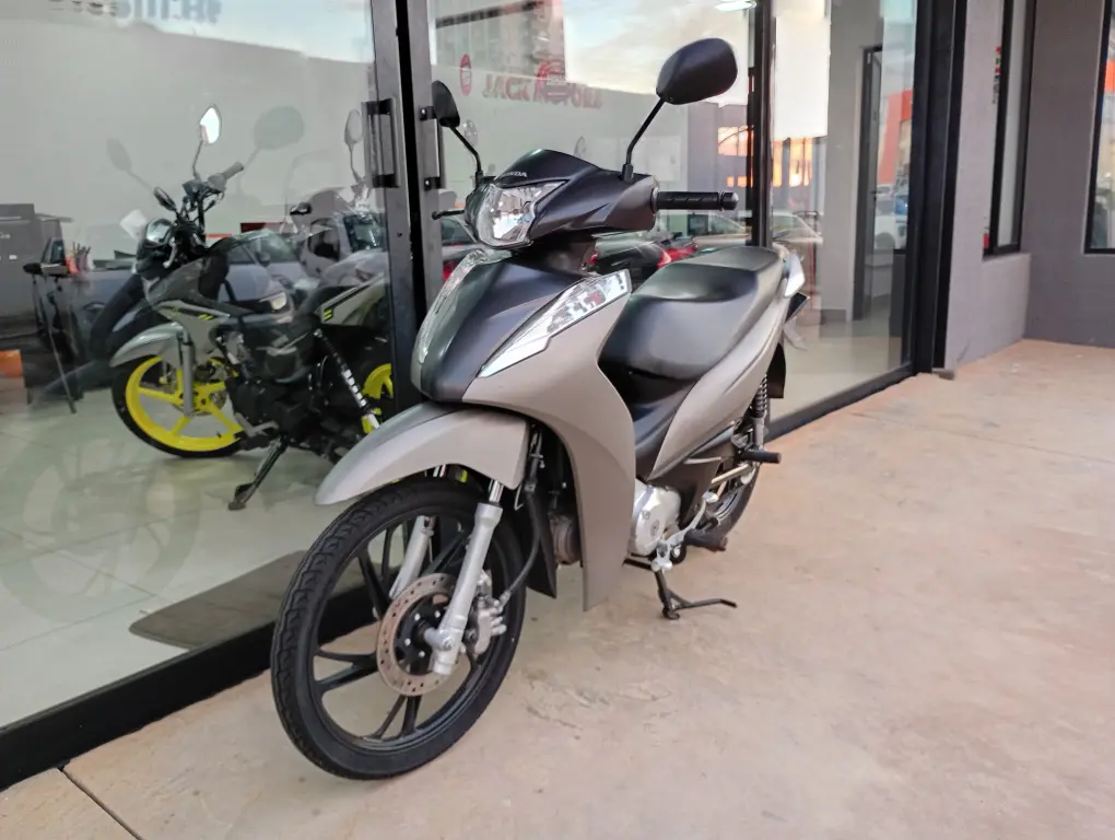 HONDA Biz 125 - Foto