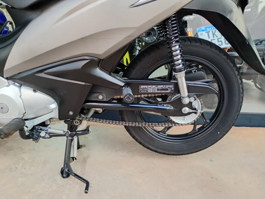 HONDA Biz 125 - Foto