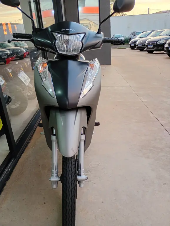 HONDA Biz 125 - Foto