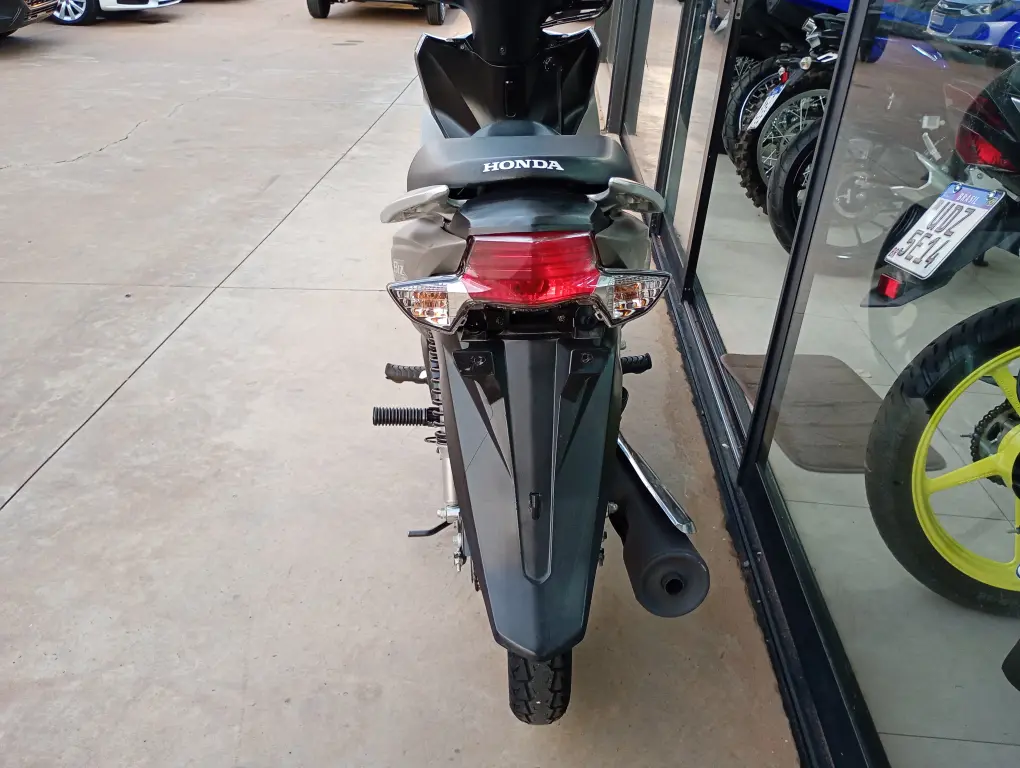 HONDA Biz 125 - Foto