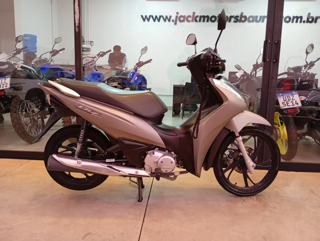 HONDA Biz 125 - Foto