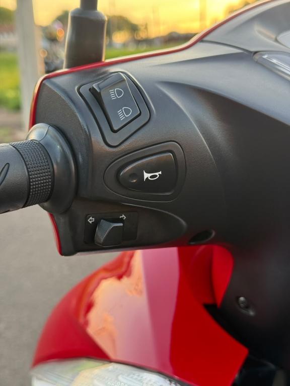 HONDA Biz 125 - Foto