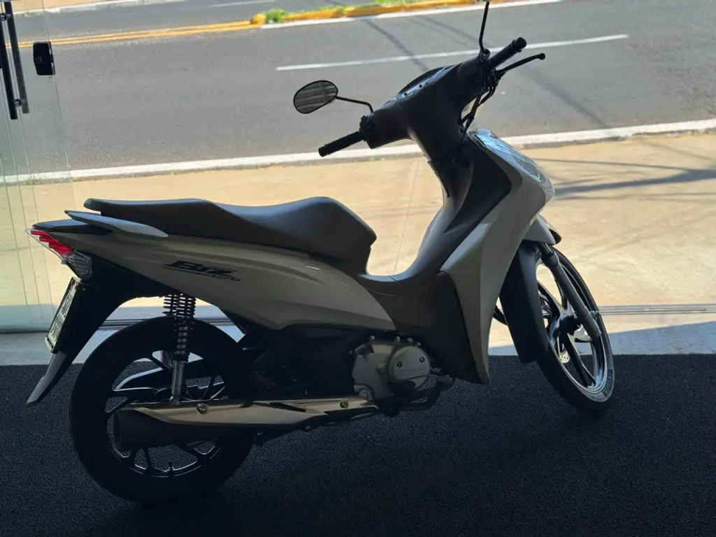 HONDA Biz 125 - Foto