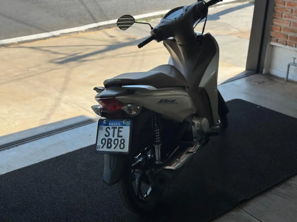 HONDA Biz 125 - Foto