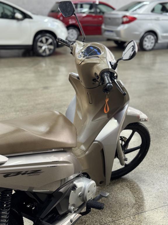 HONDA Biz 125 - Foto