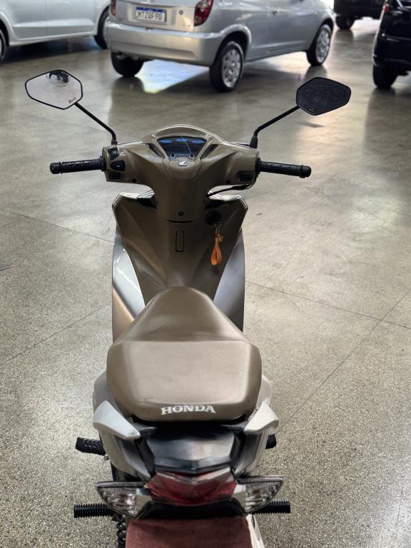 HONDA Biz 125 - Foto