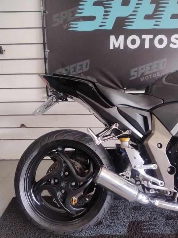 HONDA CB 1000 R - Foto