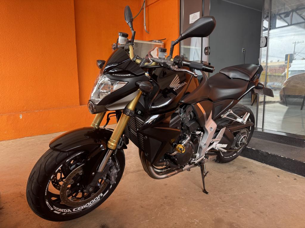 HONDA CB 1000 R