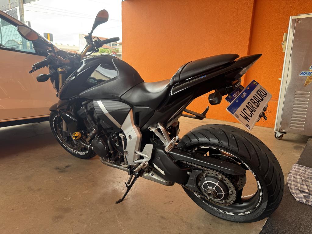 HONDA CB 1000 R - Foto