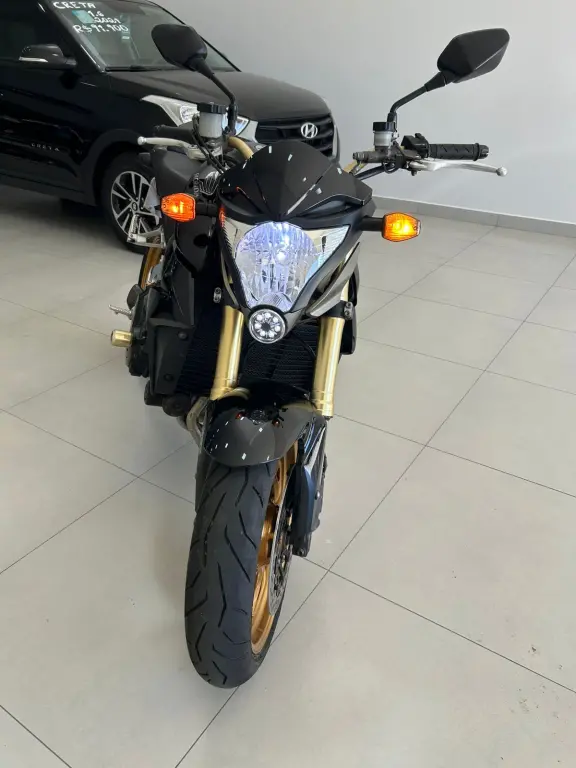 HONDA CB 1000 R - Foto
